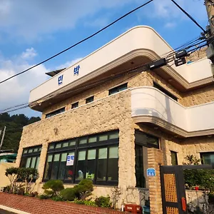  Guest house Bada Village Minbak